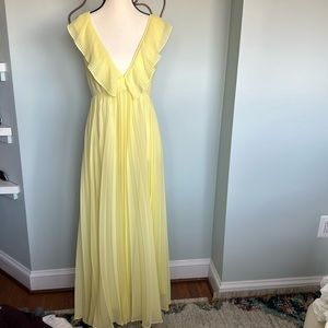 Beautiful Flowy Yellow Summer Gown